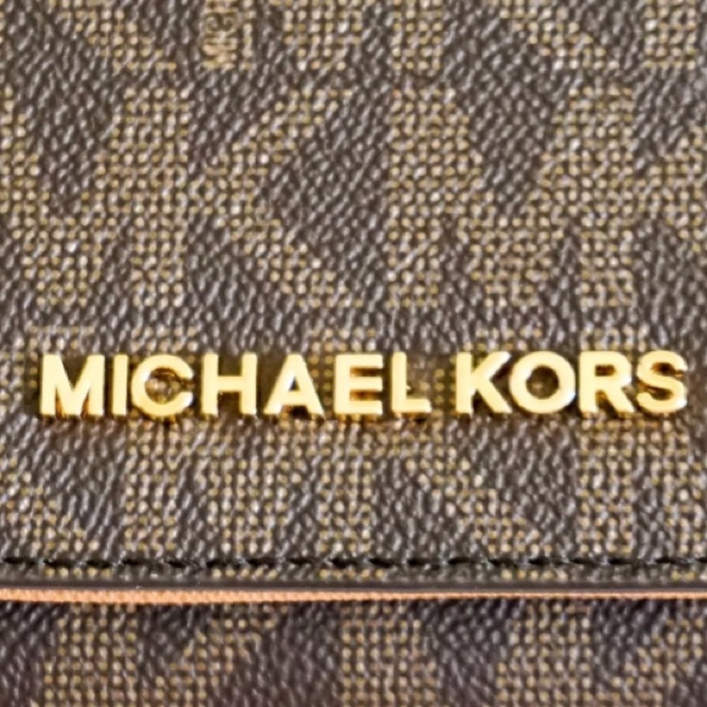 Nwt Michael Kors Large Carryall Wallet Brown snap - Picture 3 of 8